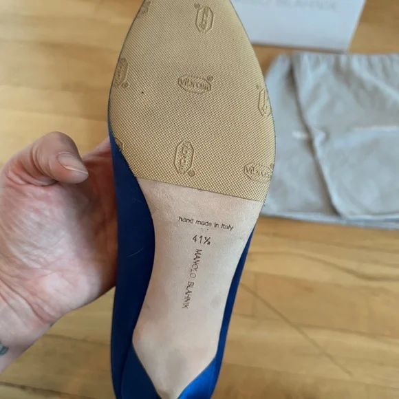 MANOLO BLAHNIK HANGISI 70MM Pump - Picture 6 of 7